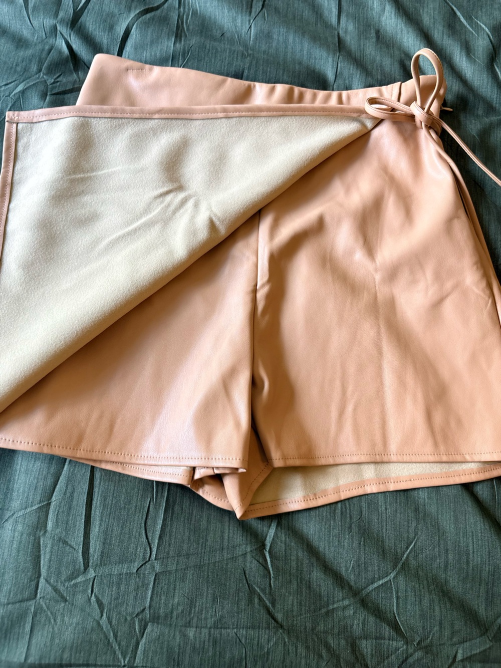 NWOT Tie-Waist Tan Beige Faux Leather Skort - Picture 4 of 6